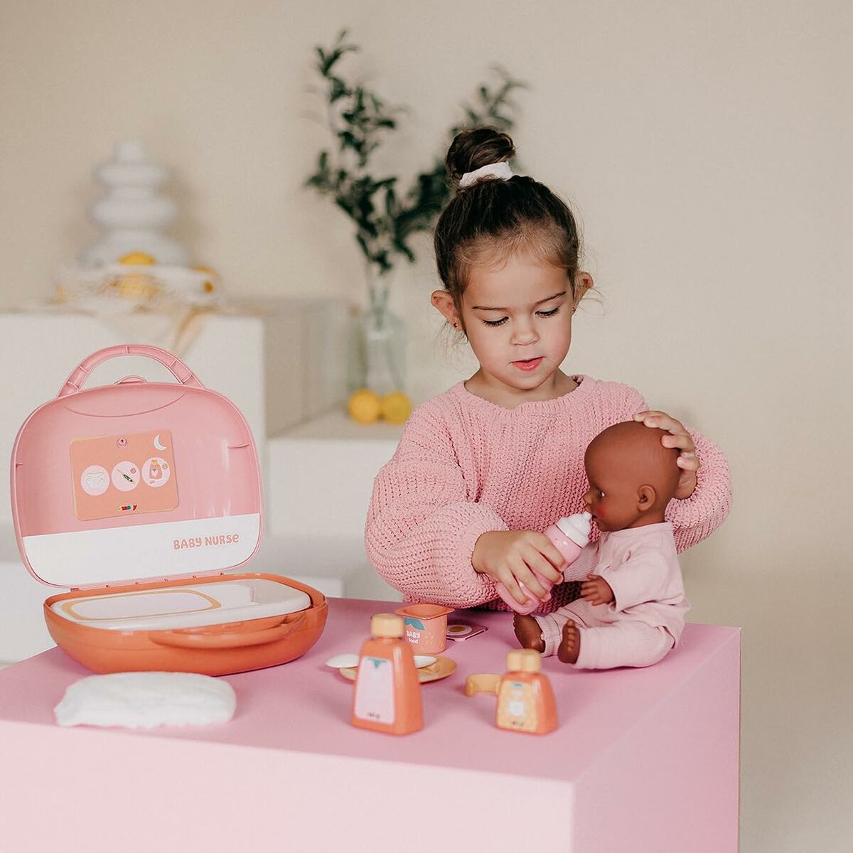 V4HEE1A37A9F9044640DDA8B812754552CAR7167981P5