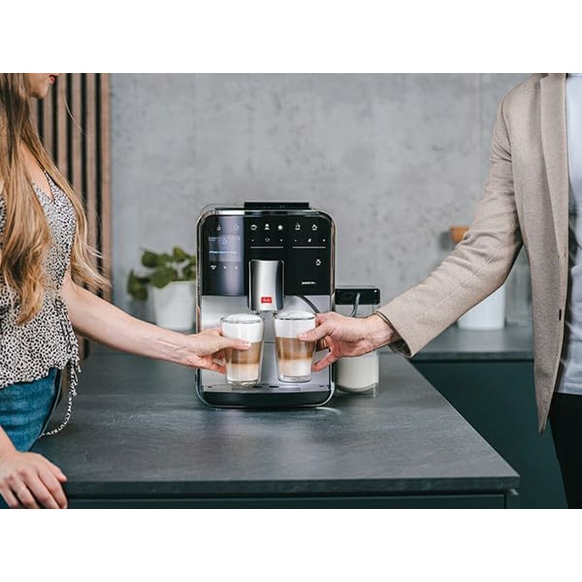 V3HFD5881AB572E81B3C76AC7D873E0C2CCR6302950P7