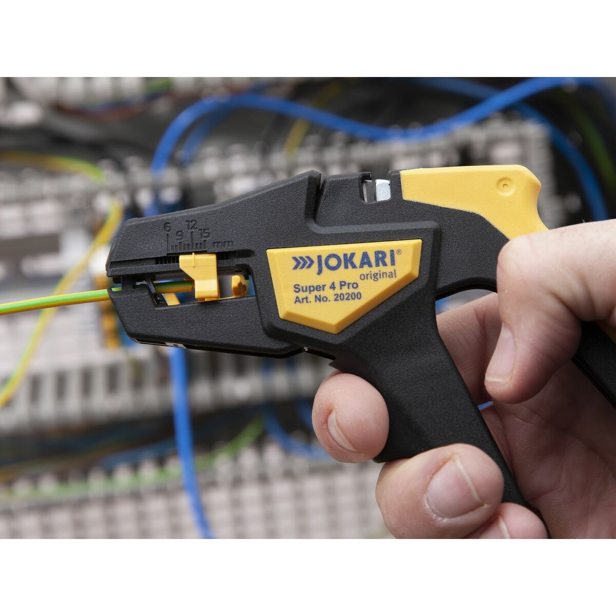 V3HA31ACF8F23DB8A189C247C948E78E4EDR6623665P10