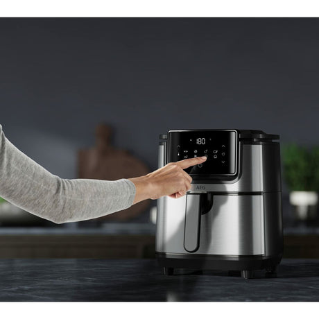 V2H9565771F8FD3B40F5149202330A80523R6835143P3