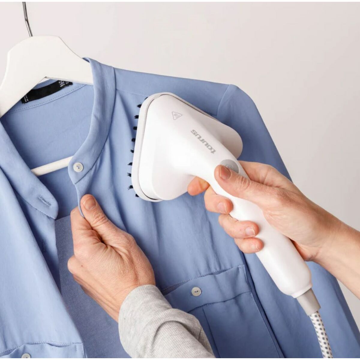 V4H6A16AE940617B68B53B6F46E58B91C67R4313753P9