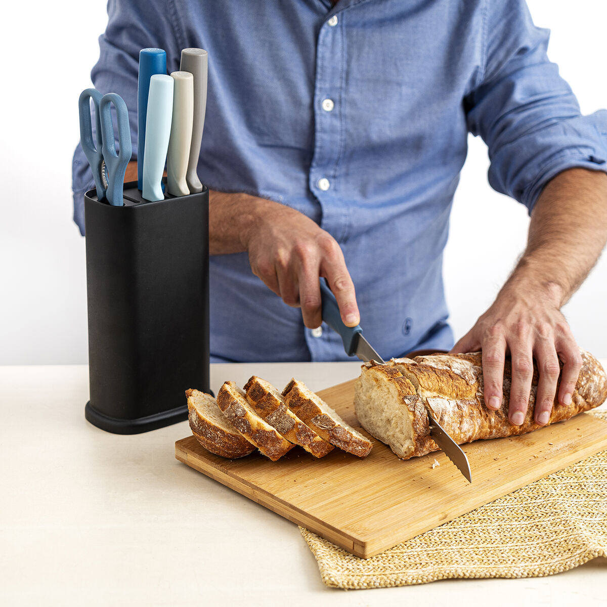 V7H0D718D8F8E5E1849024957085E2F6A6FR5340999P6