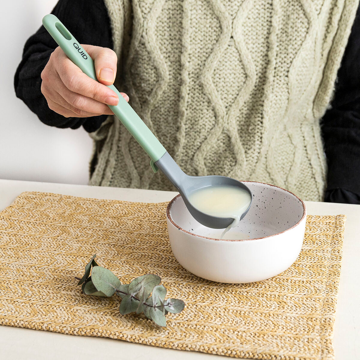 V6HFDE2E6BC0969AB6DCA8B043A23F60263R5282302P4