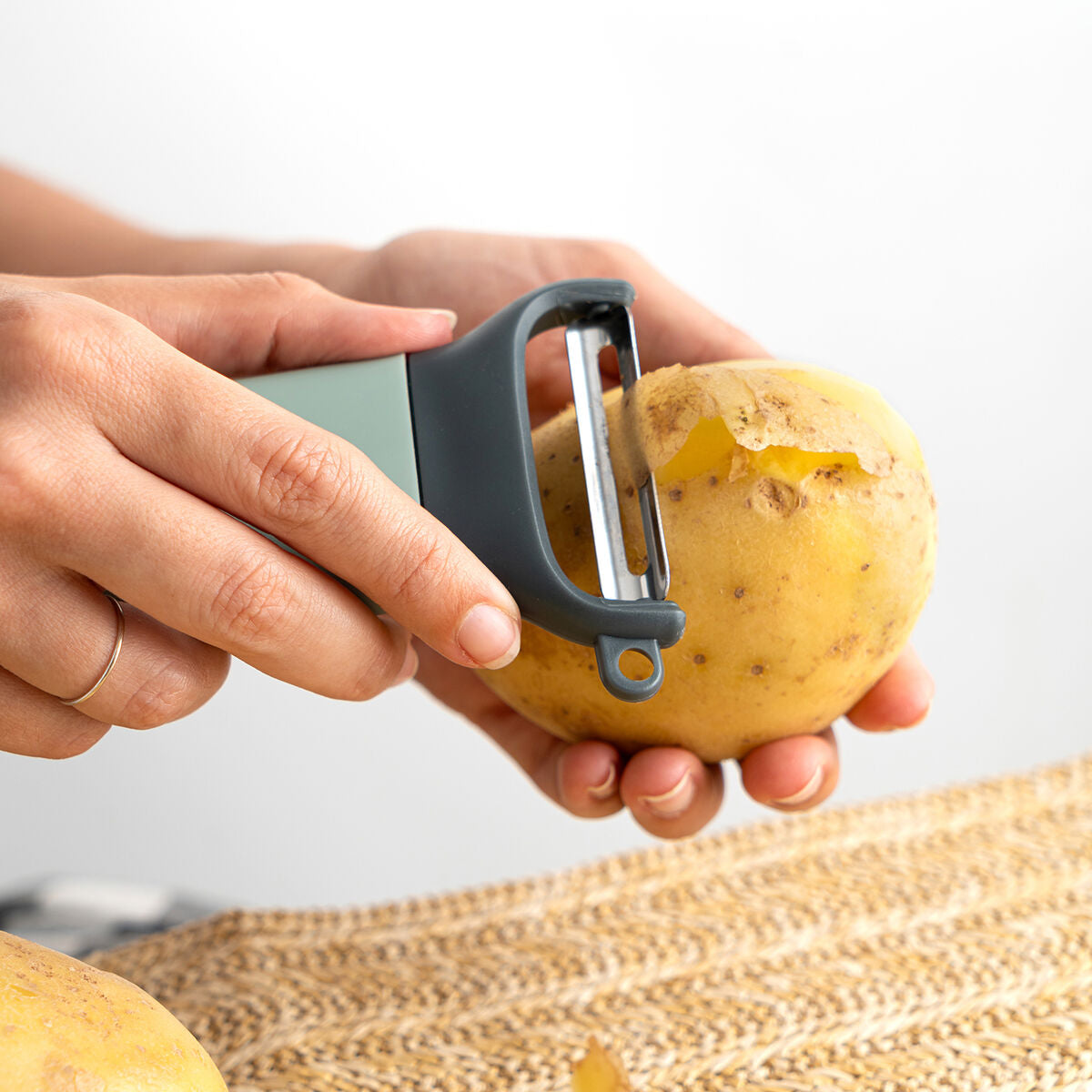 V6HBD48391BEDD87C005F1677ED698DD9AER5280849P4