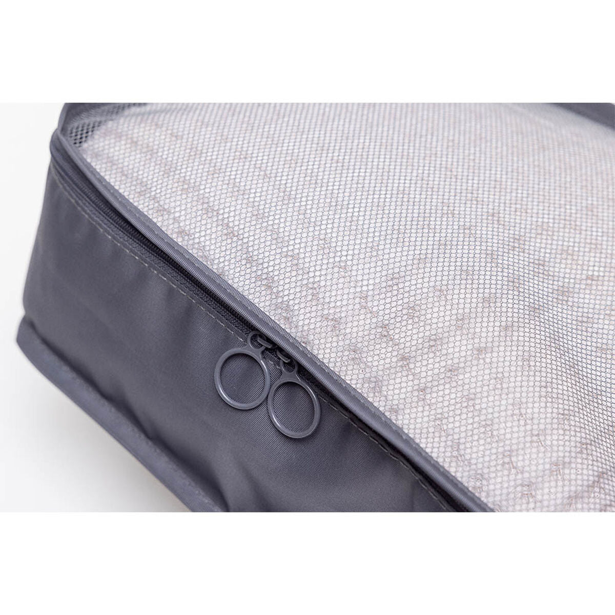 V5HB39787B19A23D9FF11EF2526F2A27971R5826079P4