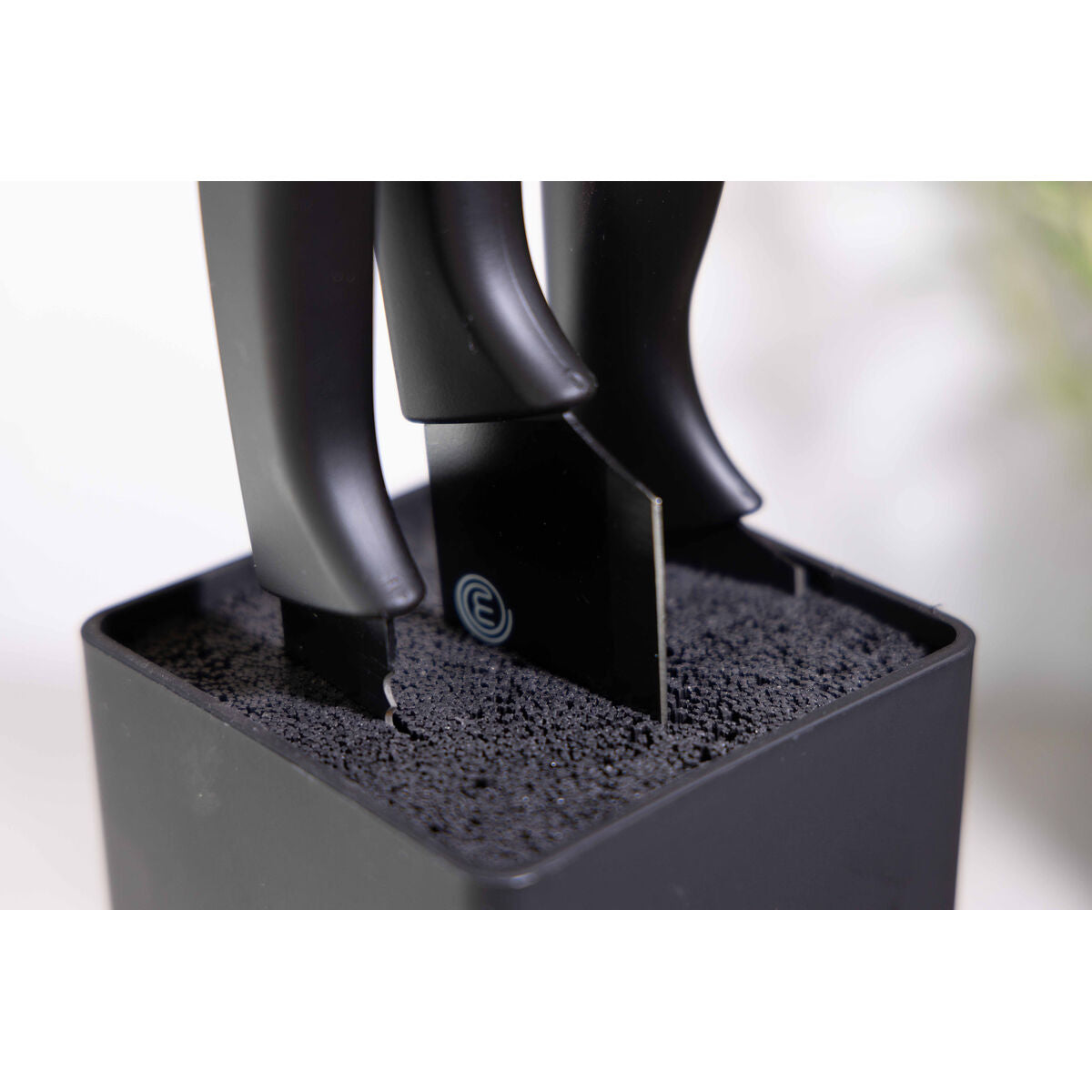 V4H4B3A5BE179D4D233396F040DA9E4F1F3R7054850P3