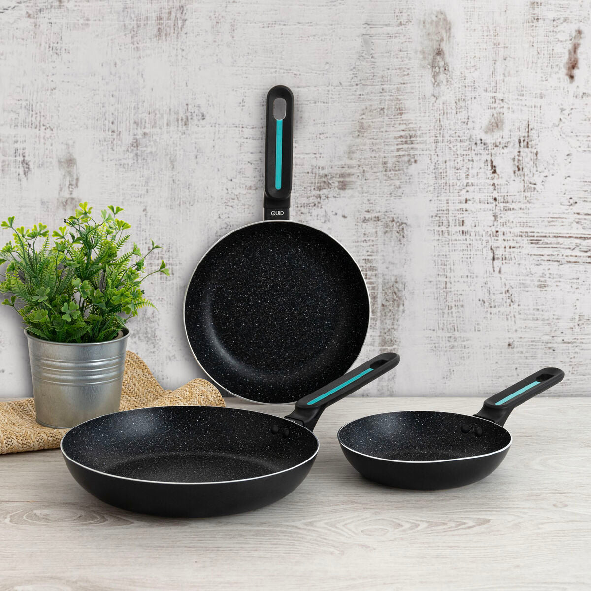 V3H241D70421F7D2BB2B7FEF8F8E95D61DBR6366577P3