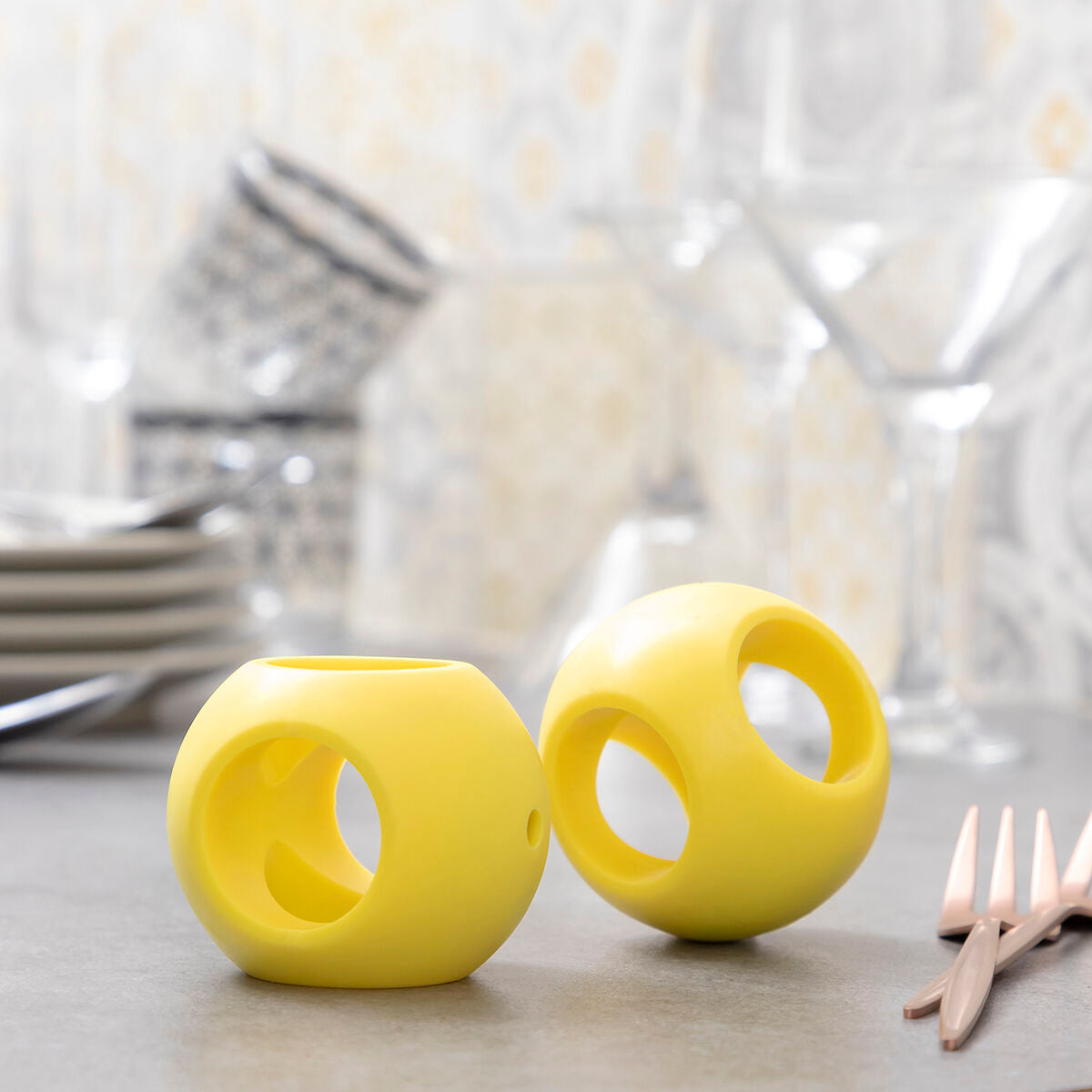 V14HE1F64005F6643B9FDF2304AE822F4B80R5278122P8