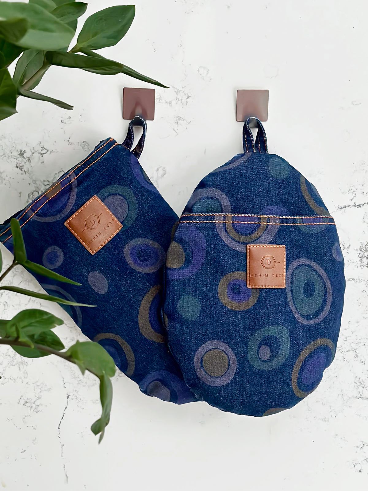 Marga džinsinė pirštinė ir puodkėlė, Virtuviniai rankšluosčiai, Grilio rinkinys-1