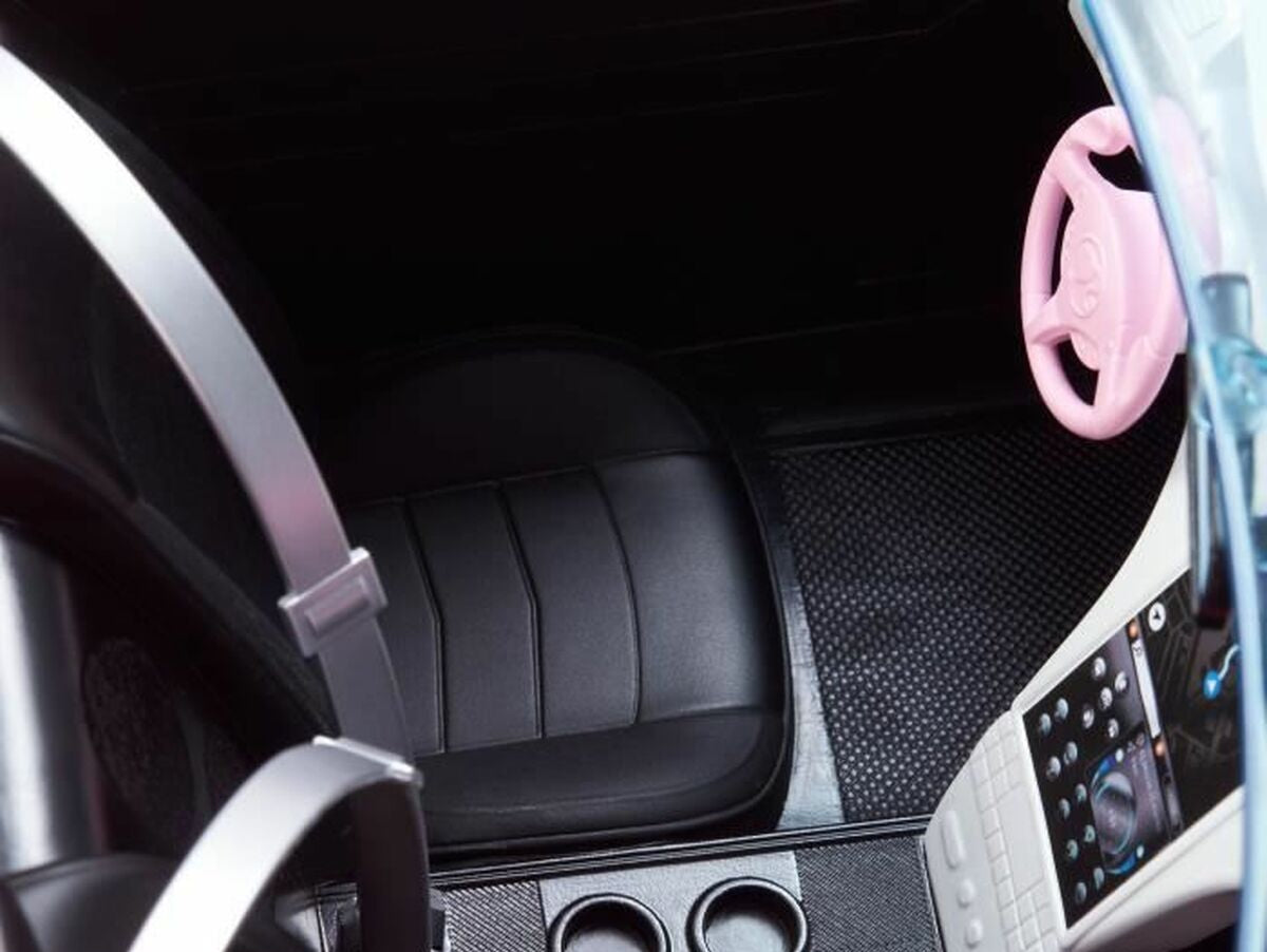 V9HB671681833EA7865D56D442057B3D9B1R7022767P4