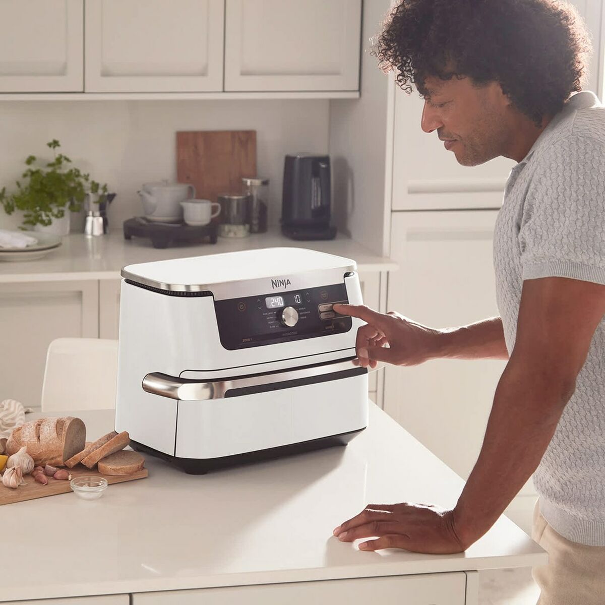 V4H19BB87AD8878E71FD3EC469C48302380R6183224P4