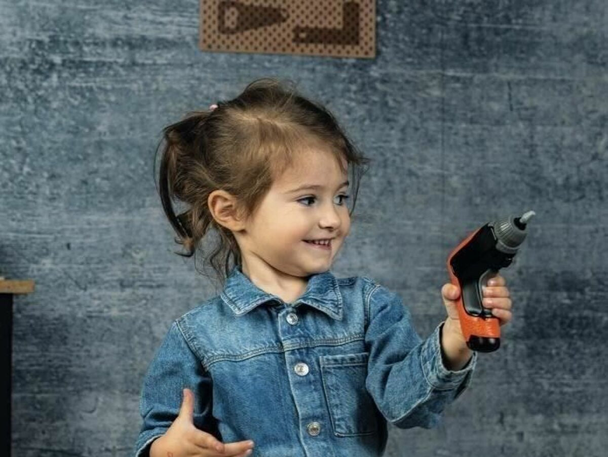 V4H77FC300D91E6A339F4053FEBA83E58C5R7168086P10