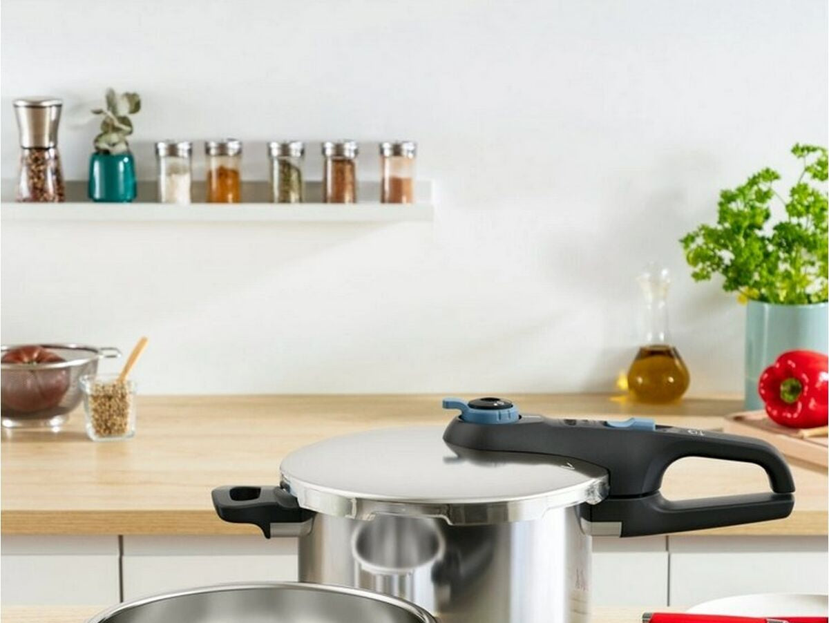 V3HFE0C85DBE68D40349D0EC3F063DDD50AR7561535P2