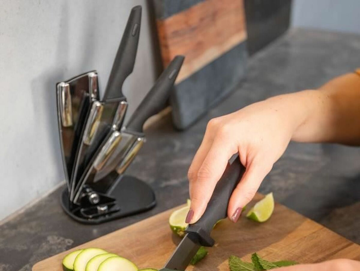 V5H1F38F81845B2E12FCA8F375440E1CD91R7106569P4