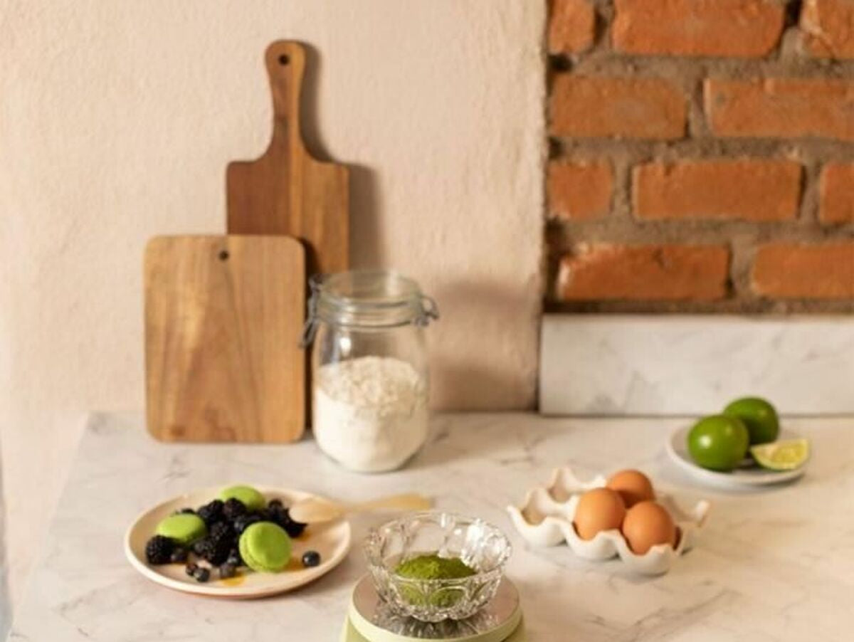 V5HAE36DD85842238B37AE68650B863F56BR7059684P6