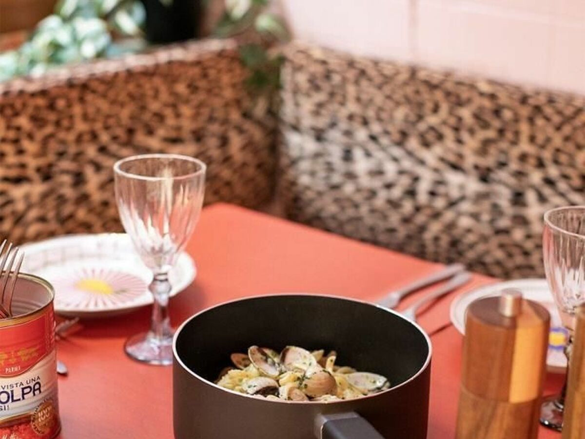 V6HE875DA0D863FD95123D3681FF7B00938R6684709P6