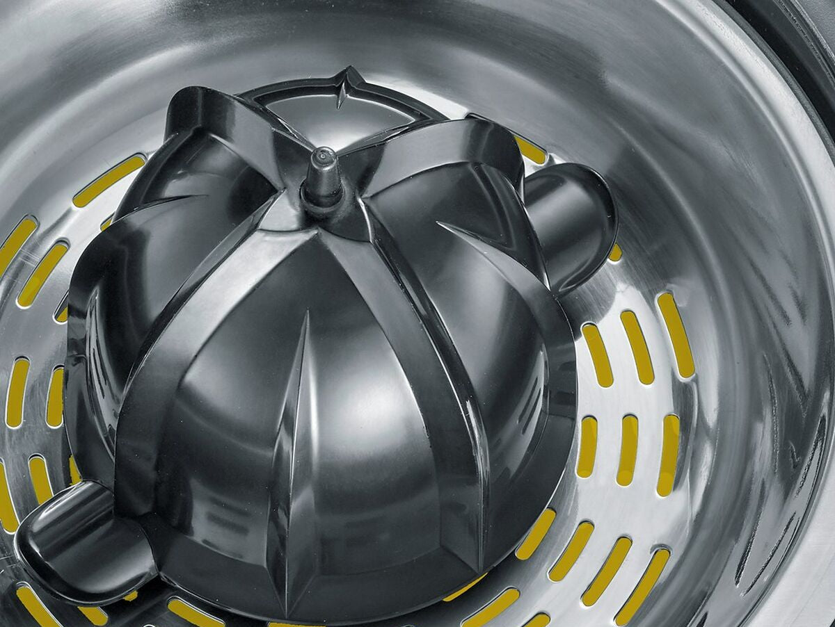 V6HC7B5B9F75B6DA47862067FEBDB12F110R6303074P9