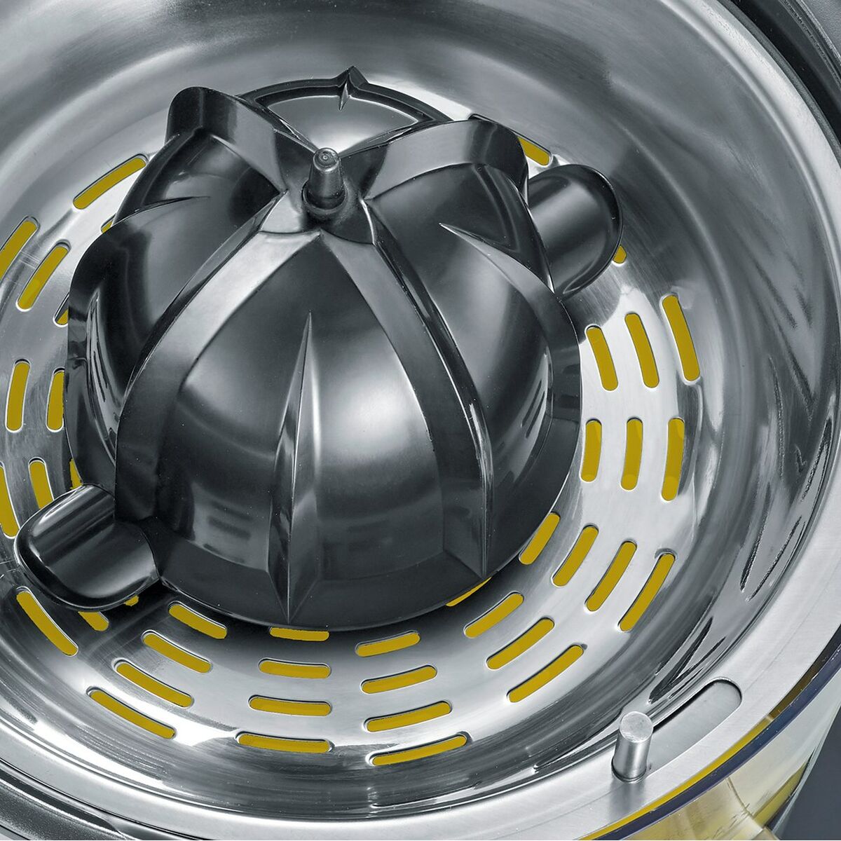 V6HC7B5B9F75B6DA47862067FEBDB12F110R6303074P9