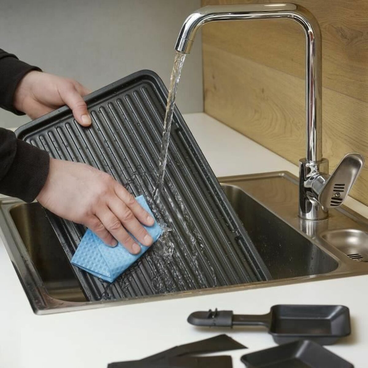 V8HA78BEC2926ACAB12200DEDACA122E75ER7404820P4