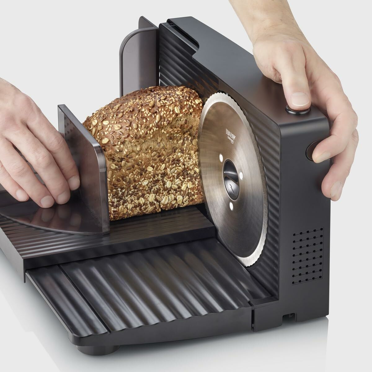 V2H04163D41A525ED7121970EEA1A5C3E41R6875474P5