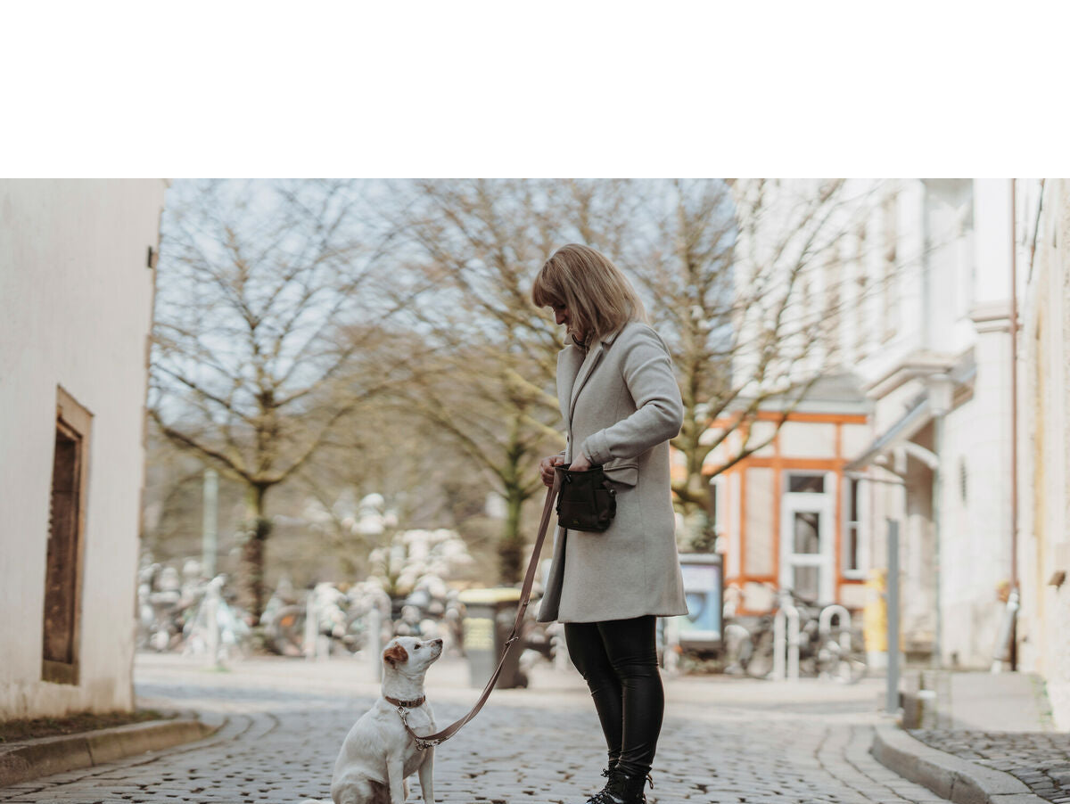 V8H97D9617B951B71C48B81F08A1746E443R6577551P5