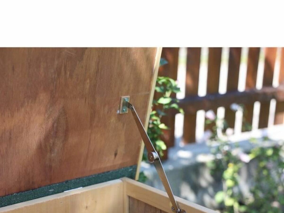 V6HC00781ED083AAAE1DABB8098EB2B201DR7025402P4