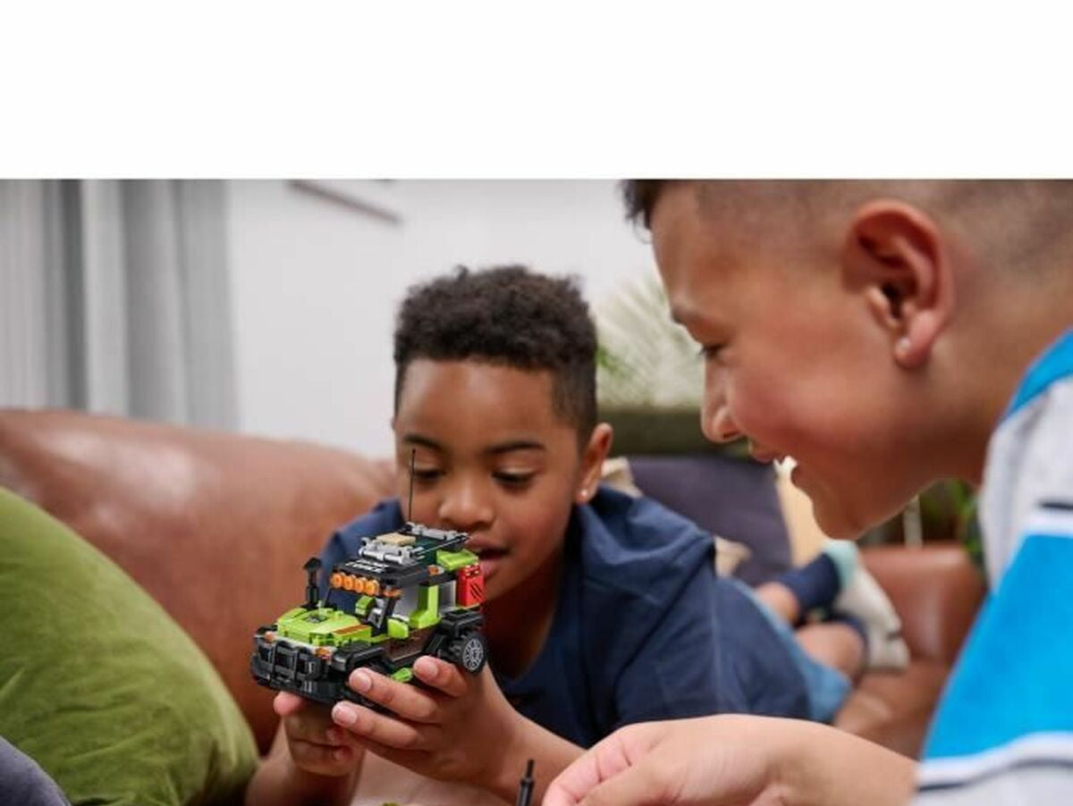 V5H8181B2FE9756BB3B8BCBF3D27DAFF00AR5821580P7