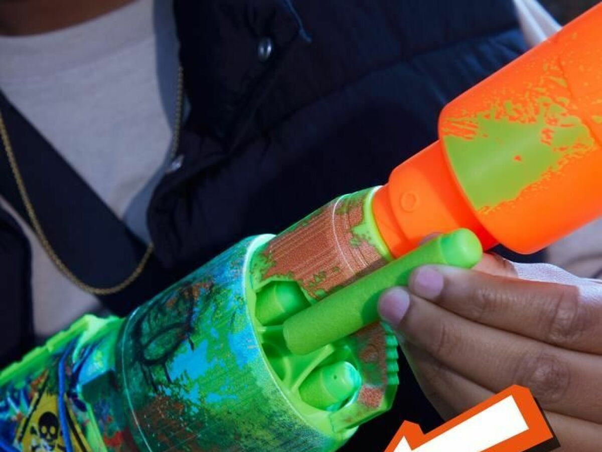 V5HDE91919F217B972C6F229425E551B47BR6116608P4