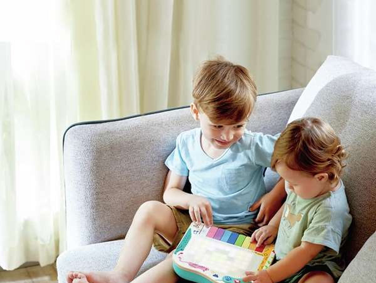 V2HA053ACAFBC8DCC4A03E00FD744C94A3DR7496826P7