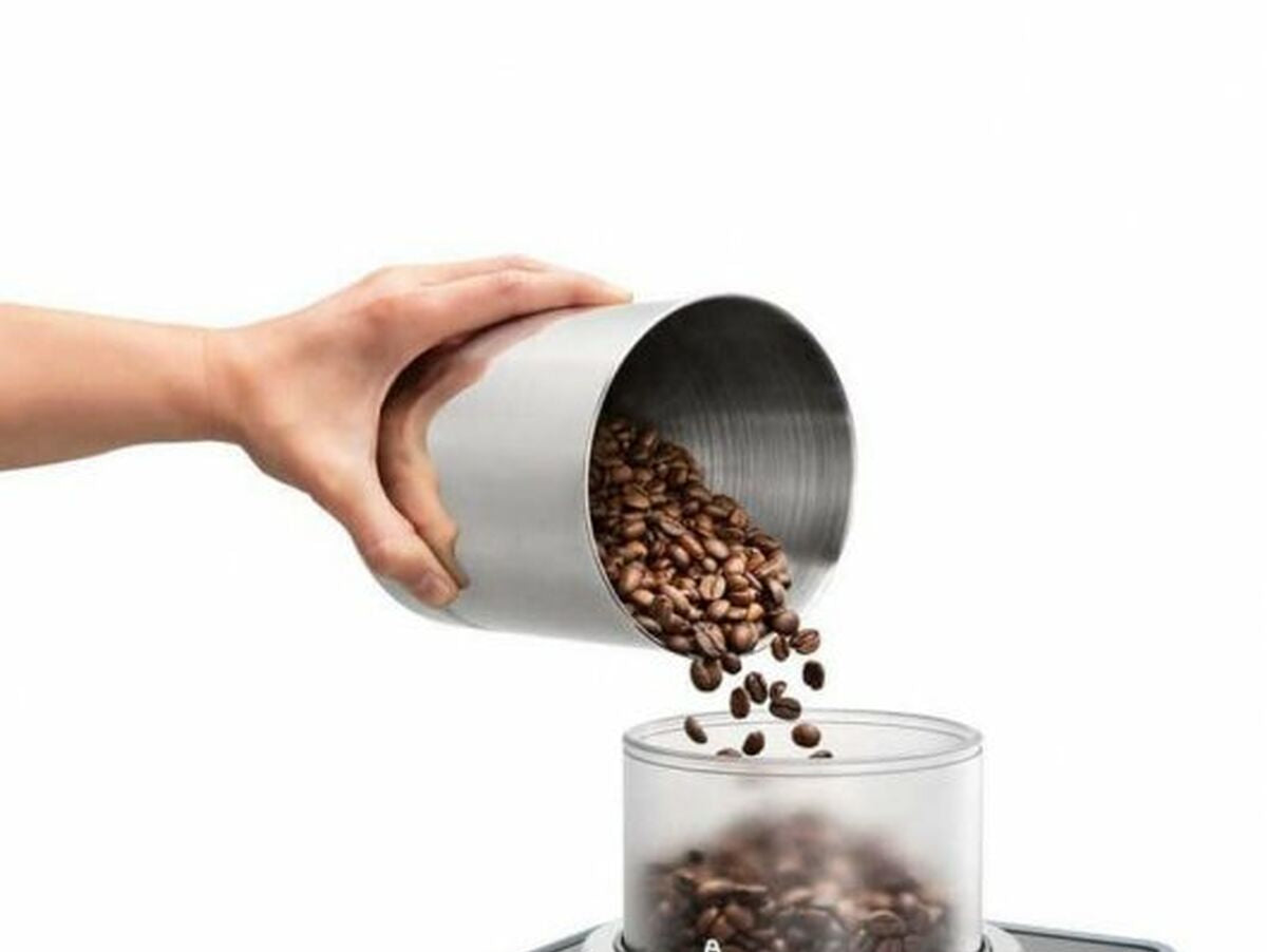 V6H2151572FF1983553133F987FE68DFD64R6974103P4