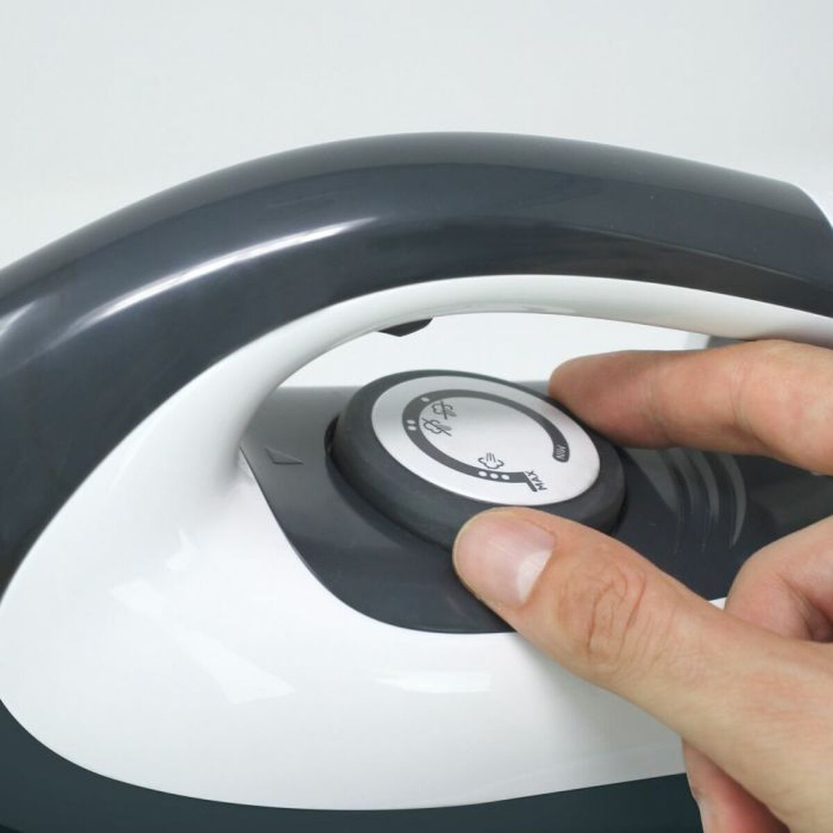 V6H3FA2F6FFA881040F984B6EED49F2E0DER3537975P6