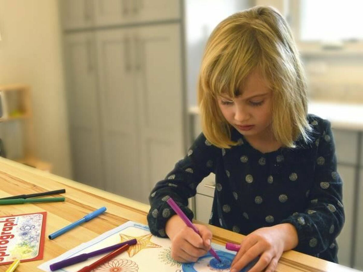 V7HA65E10AA29330790A9C600F4146946EFR7190974P2