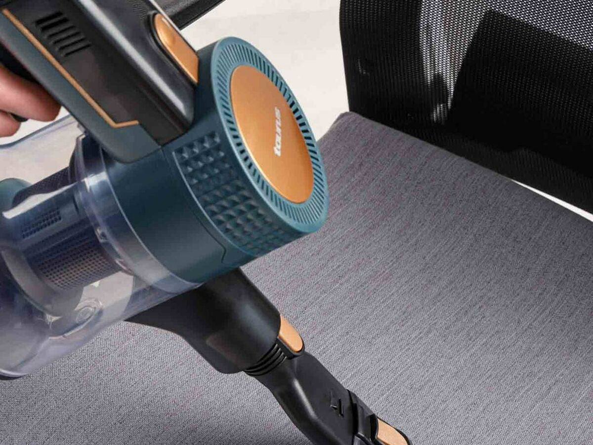 V3H61135C4AD51888A42ED6C8A17FEDD9A7R5832685P10