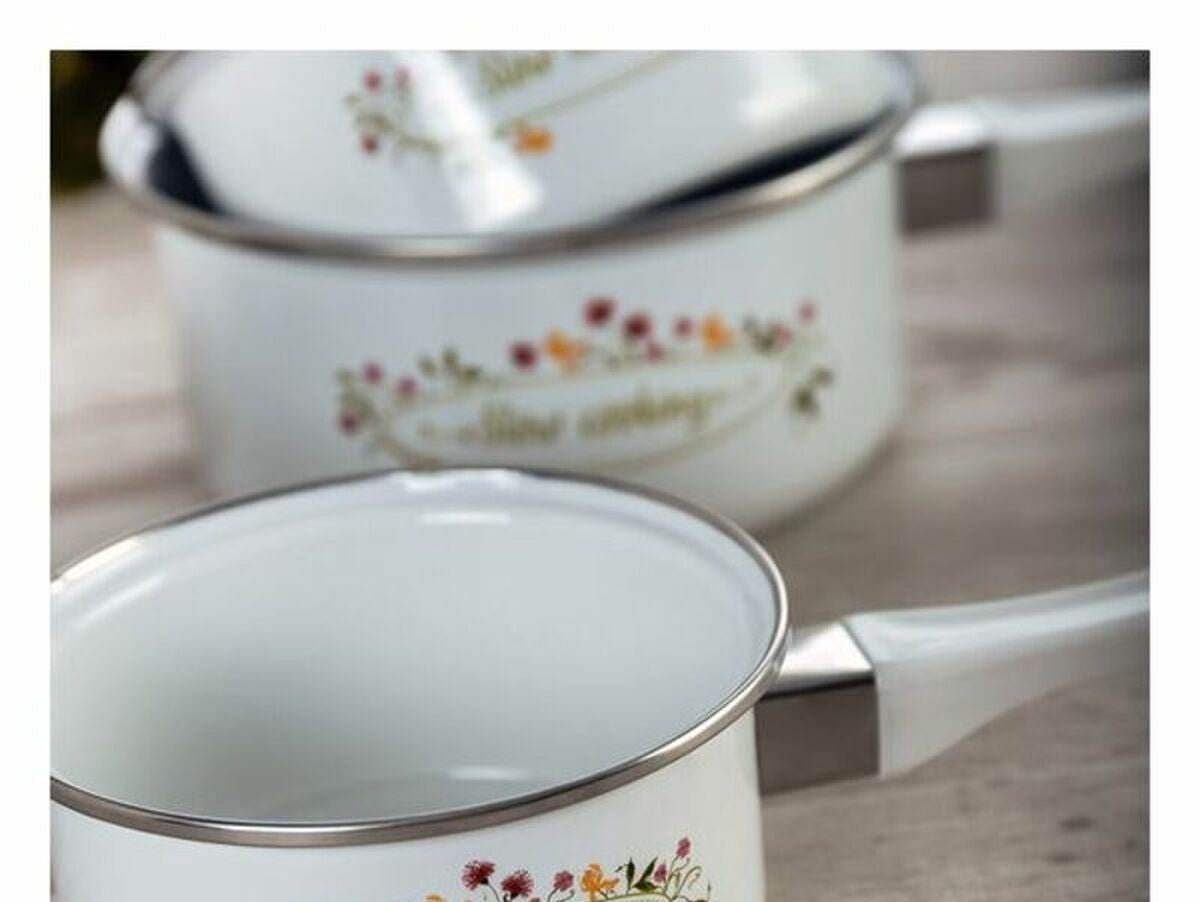 V12H236271C07055C670809846736693E223R3404713P3