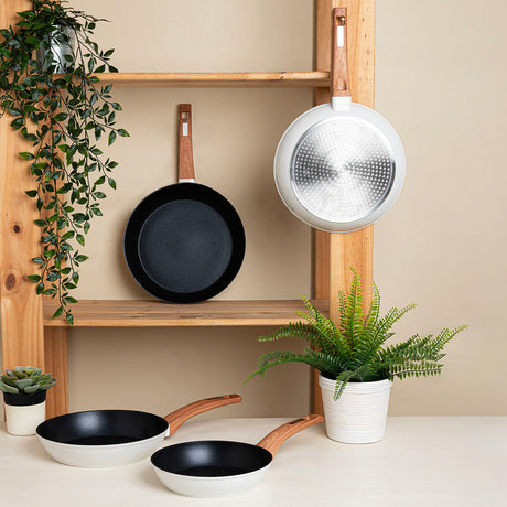 V10H47F196155F19651B44F8158AED52685FR5339841P2