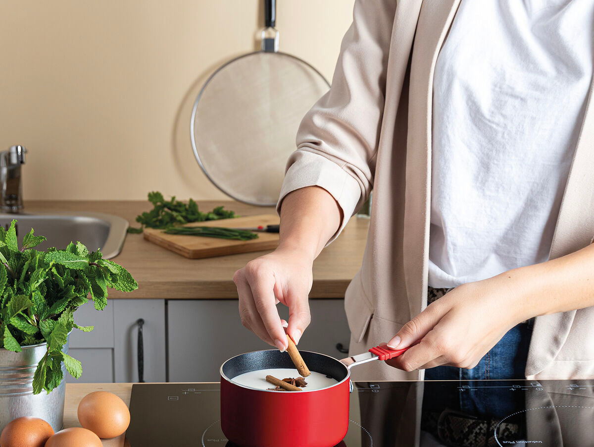 V6H05C057E5720561F0A2F6F2E6E3C539AFR4440936P2