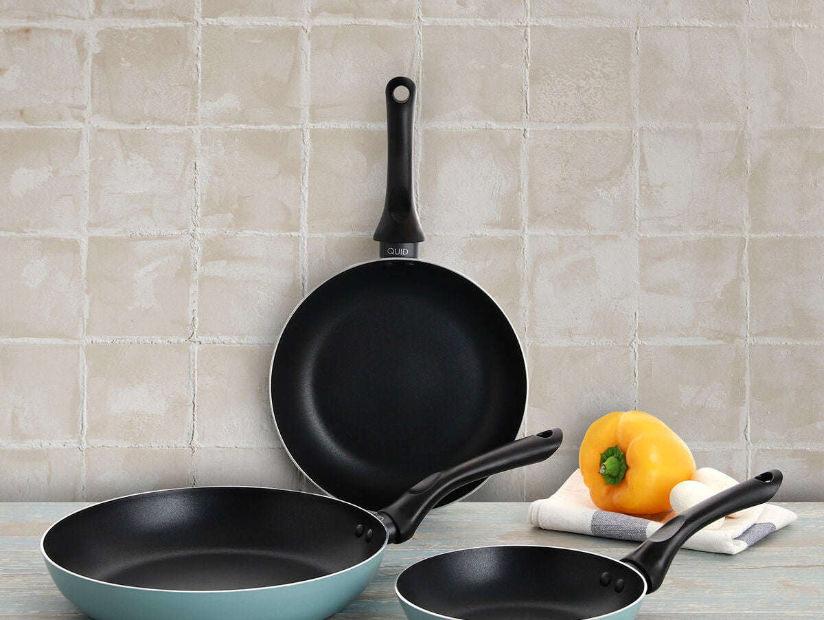 V9HA0E2424646EAE3DF175179B012D527F0R3410892P2