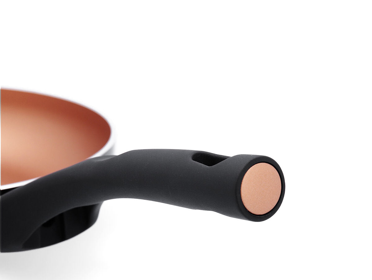 V9H2430C3E68770798F9D4BDFBABB9370D3R5340136P2