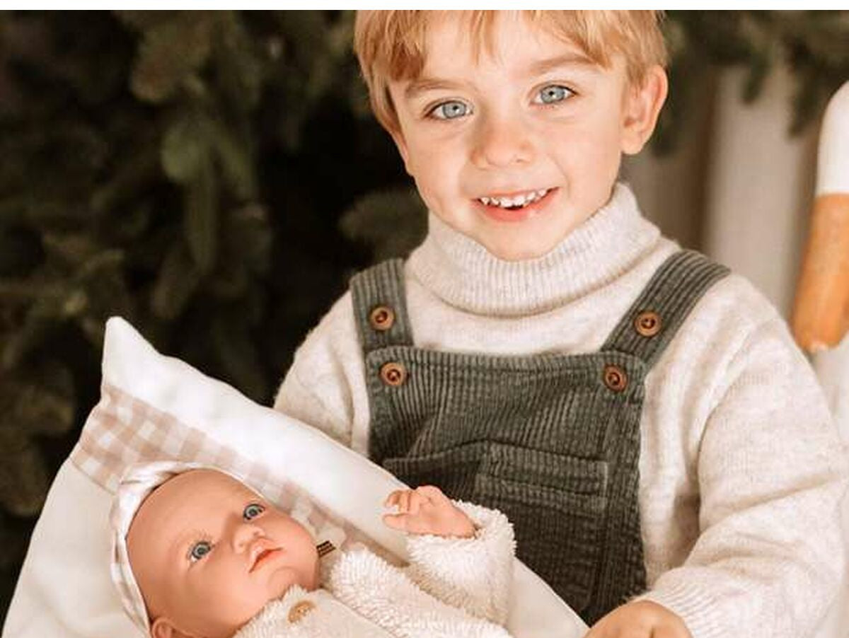 V7H27AD92BB9AFF0C412306C153D49C7C34R6743779P9