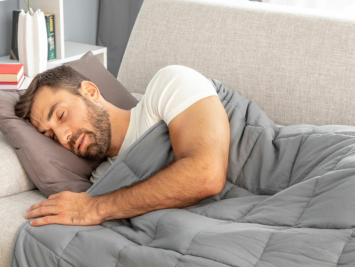 V11H0F14E8D5DFF8C618190E03822A3B97CAR5279256P3