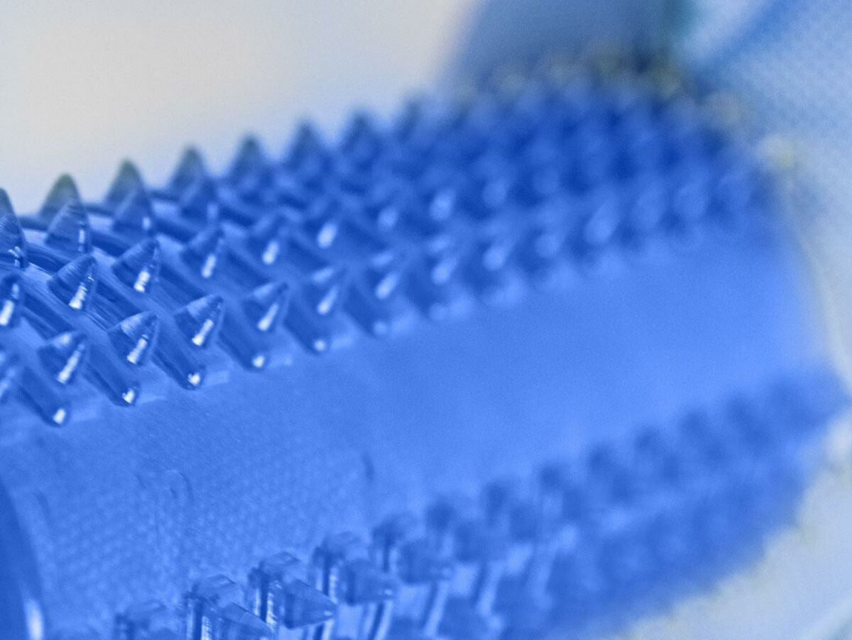 V5HA4C28ECE93EF761C247E3C63551D414BR6721674P3