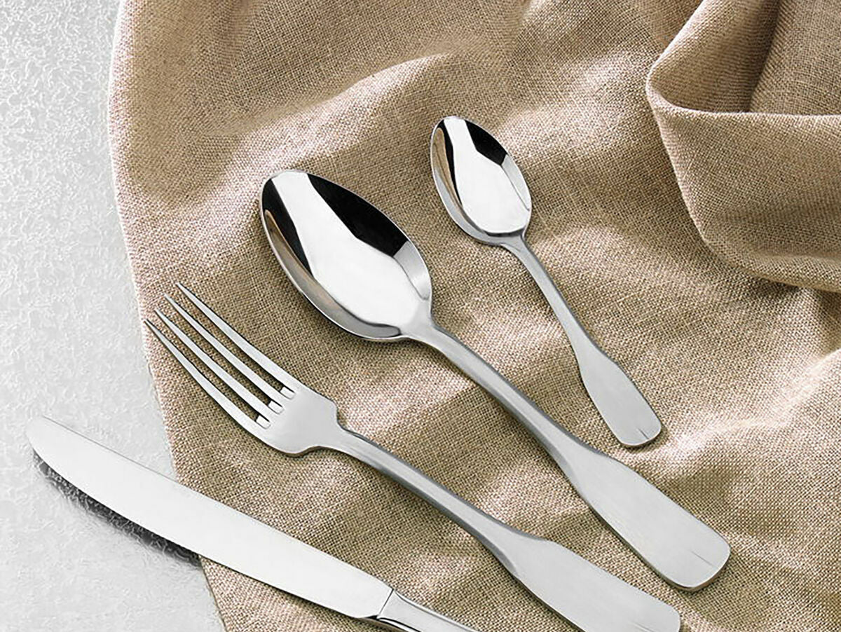 V6HCE0DA8550411263E14925F2D01439AE4R4446946P2