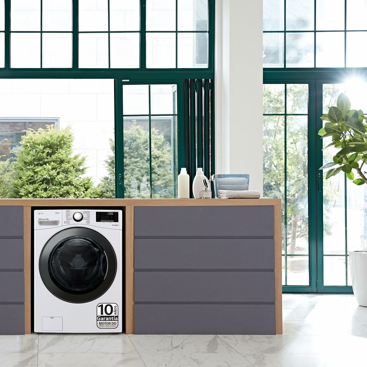 V4H3F7770364E0F454FA401A9E9175B0EC4R7071795P7