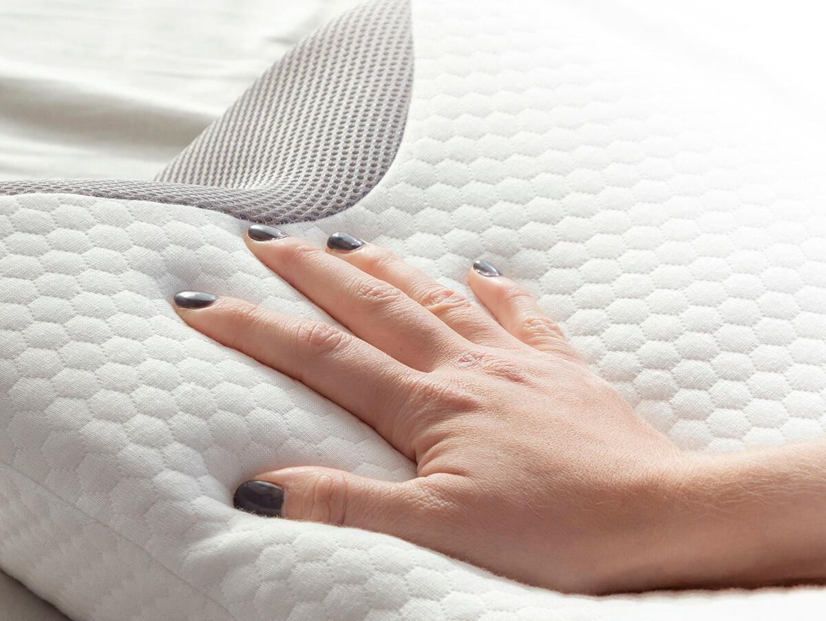 V16H100EA9E8B3E03FFB87782AC2C6717749R7207454P3