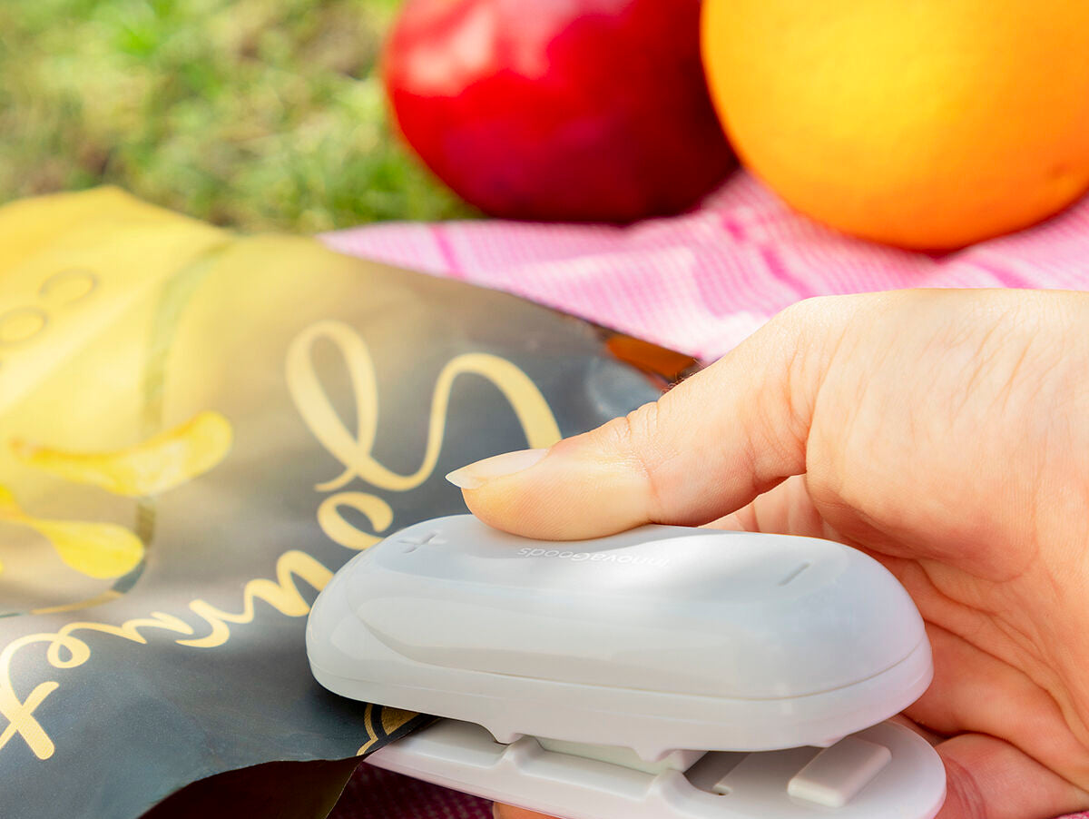 V14HBA93EA68AAA004A2FA4C08DA3A109D28R5264675P9