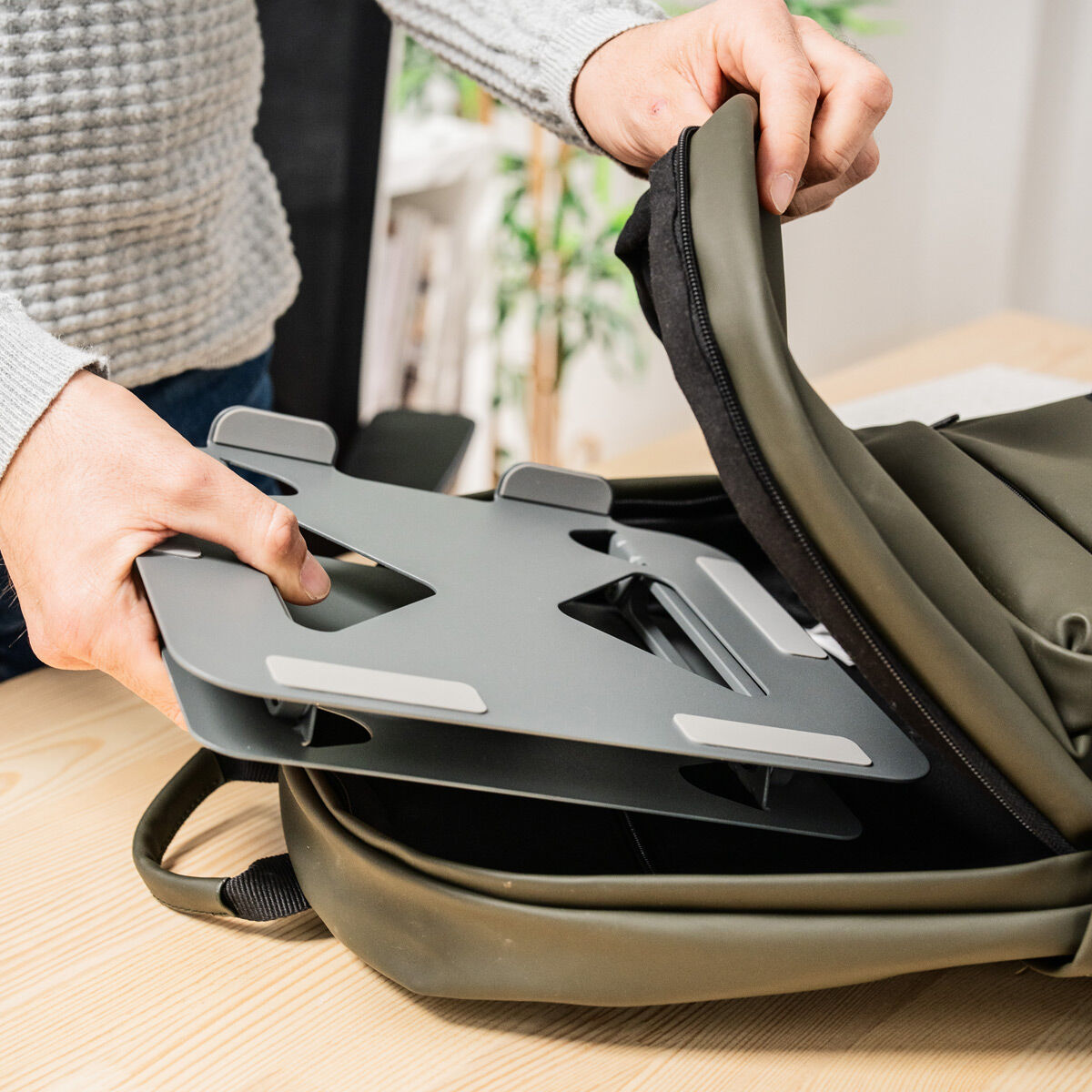 V6H0F79A483FD50237FC2D0335783CFEF6FR5512568P4